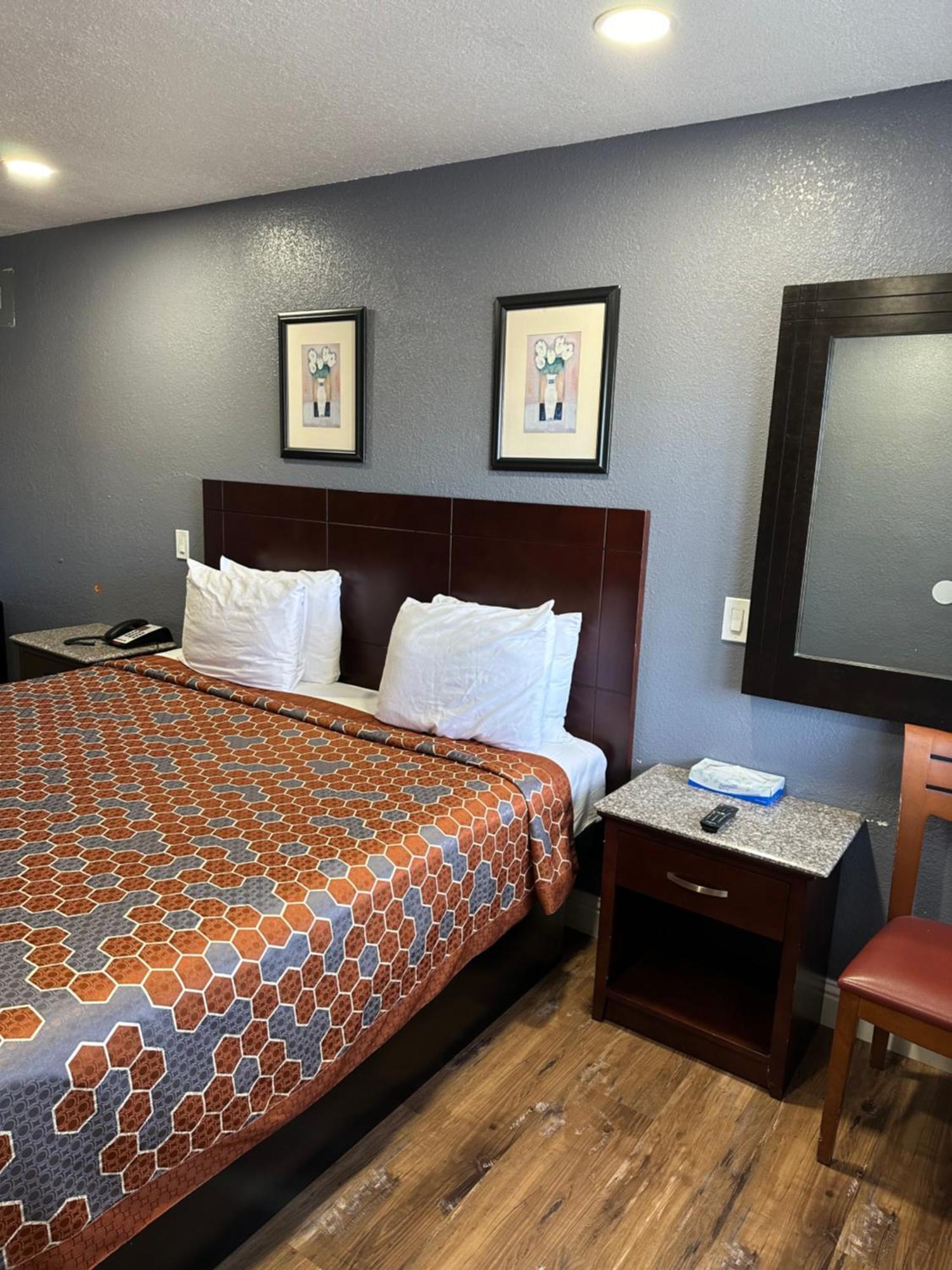 Fireside Inn By The Beach Boardwalk & Bowling Санта Круз Екстериор снимка