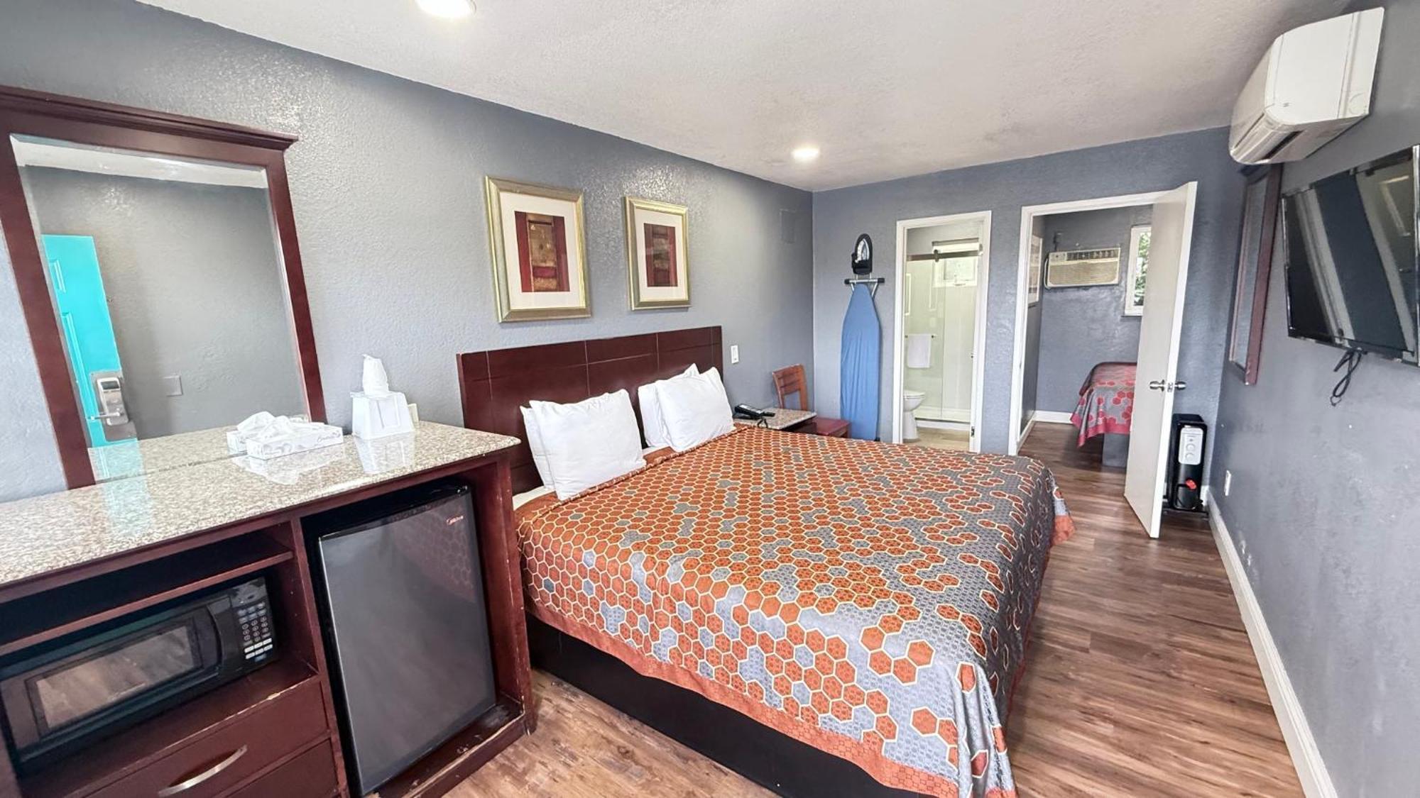 Fireside Inn By The Beach Boardwalk & Bowling Санта Круз Екстериор снимка