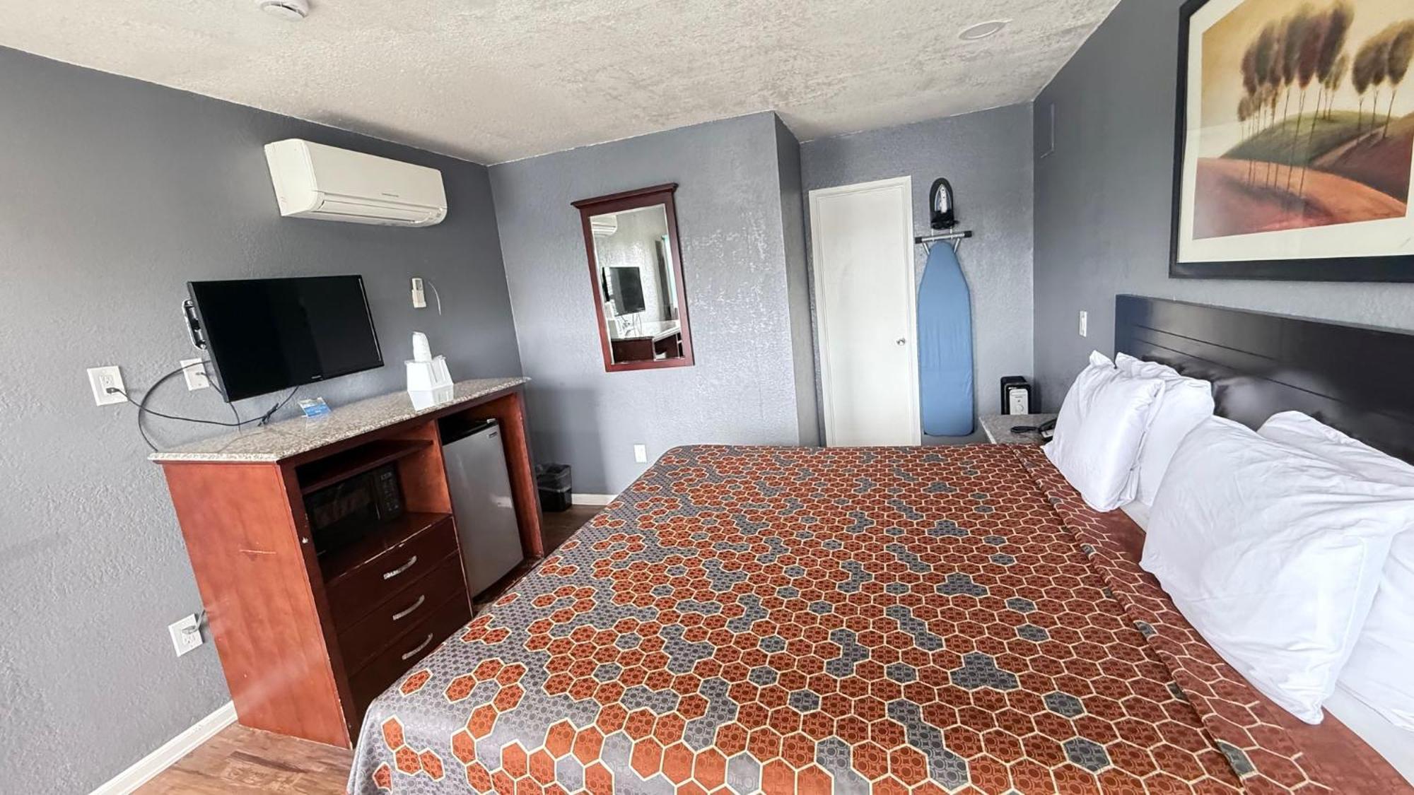 Fireside Inn By The Beach Boardwalk & Bowling Санта Круз Екстериор снимка