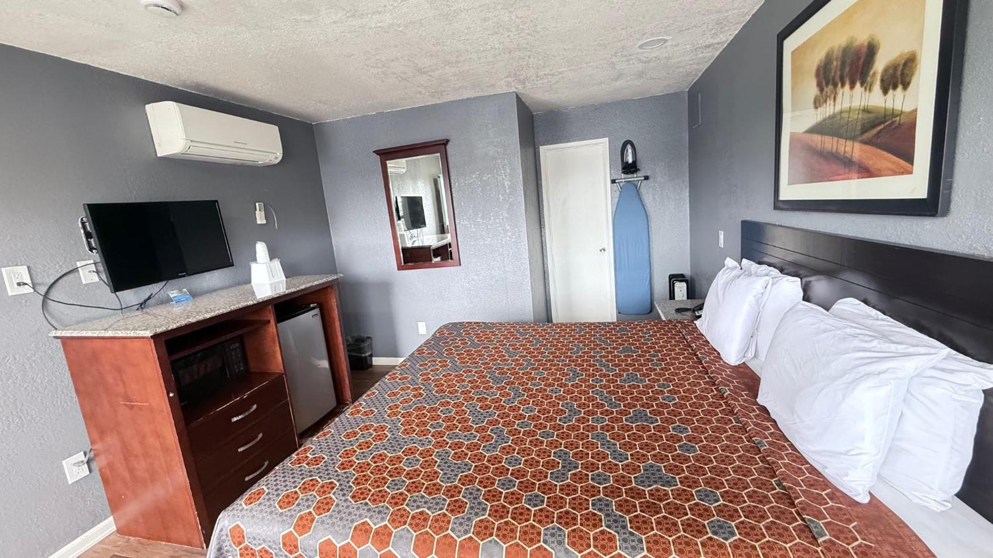 Fireside Inn By The Beach Boardwalk & Bowling Санта Круз Екстериор снимка